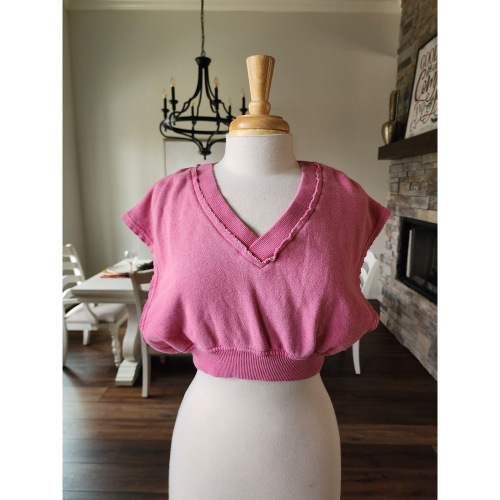 NWT Out From Under‎ Urban Outfitters Pink V Neck Cropped Sweatshirt Top Women XS